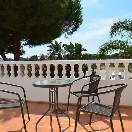 קוניל דה לה פרונטרה Hostal Cabo Roche מראה חיצוני תמונה