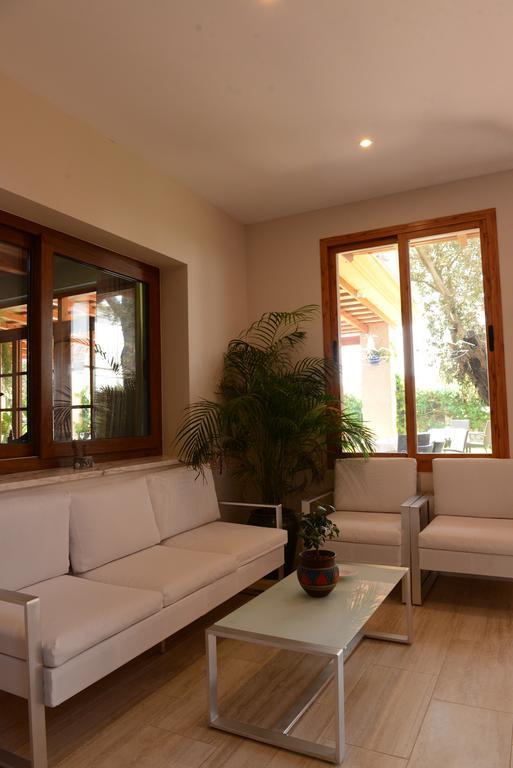 קוניל דה לה פרונטרה Hostal Cabo Roche מראה חיצוני תמונה